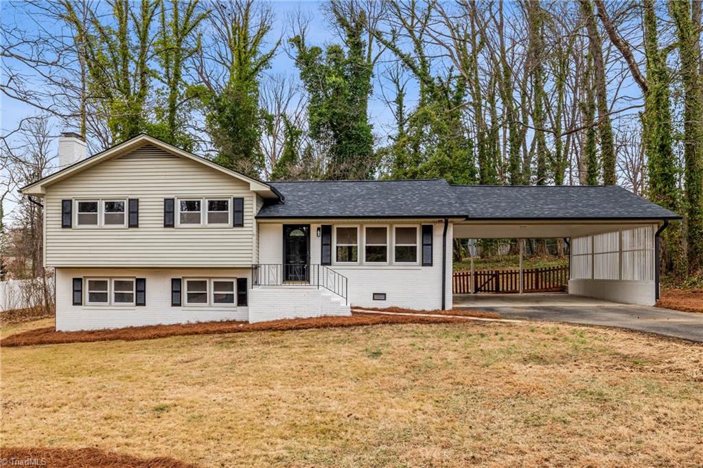 1113 Rustic Road Greensboro, NC 27410 - Photo 4 of 50