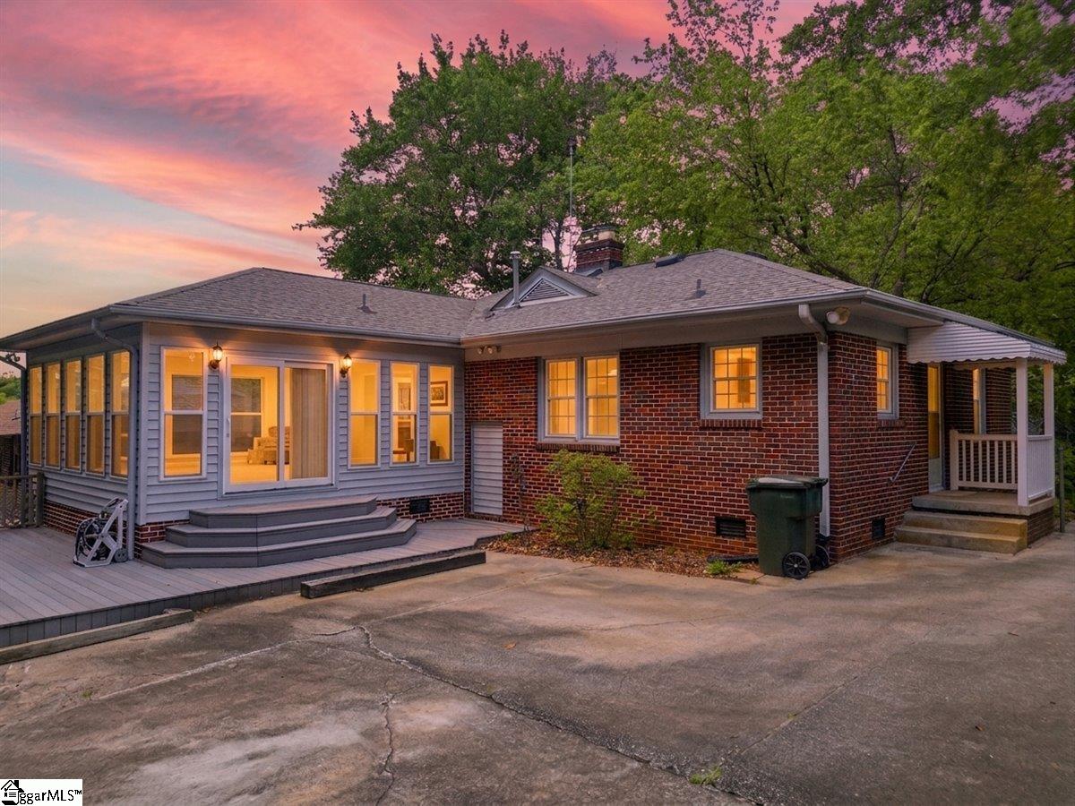 31 Blackburn Street Greenville, SC 29607 - Photo 34 of 43