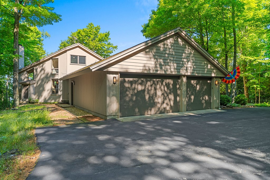 8469 Islandview Road Fish Creek, WI 54212 - Photo 6 of 89 Three Car Garage