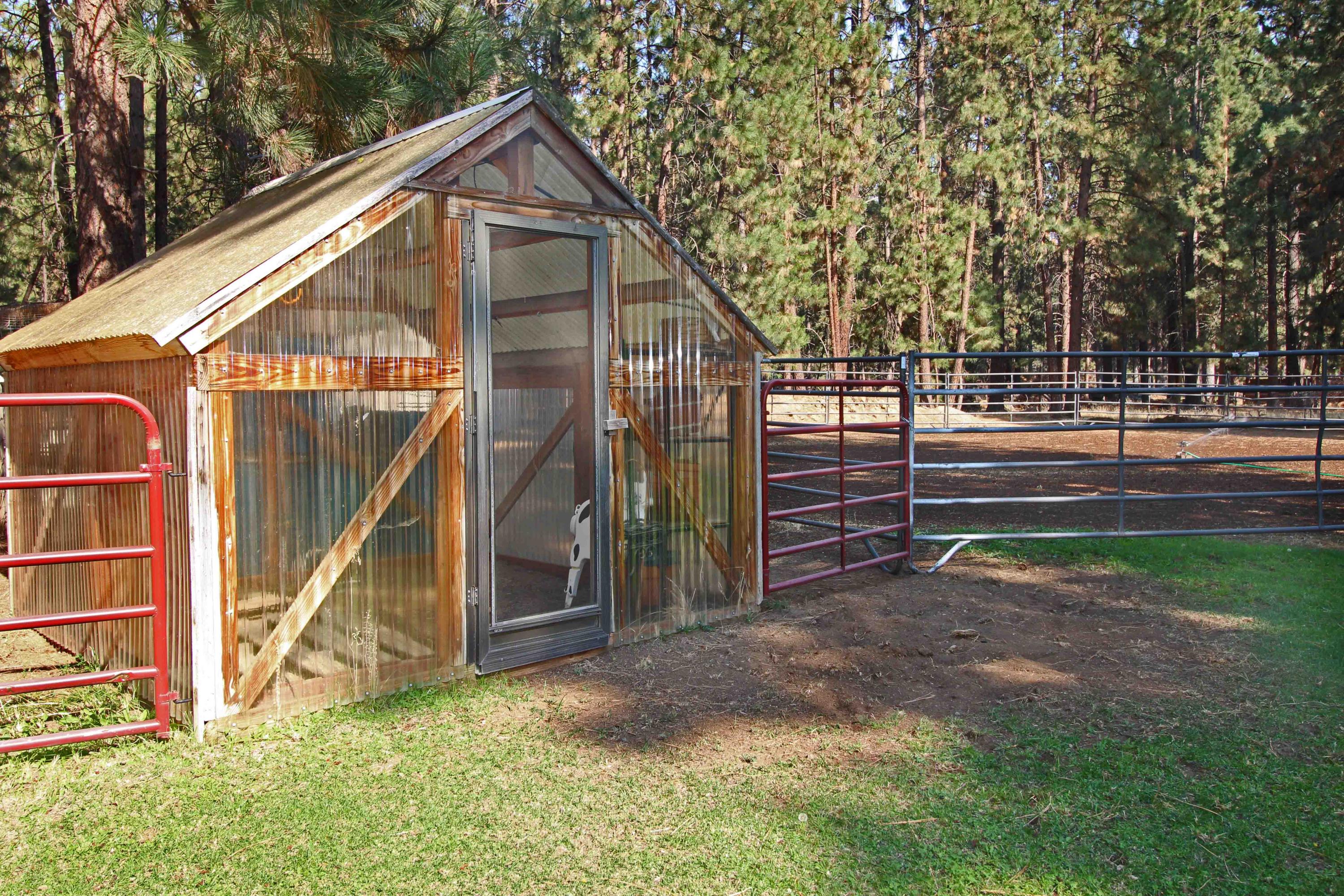 60076 Turquoise Road Bend, OR 97702 - Photo 36 of 43 Green house for your fresh vegetables or could be a Chicken Coop