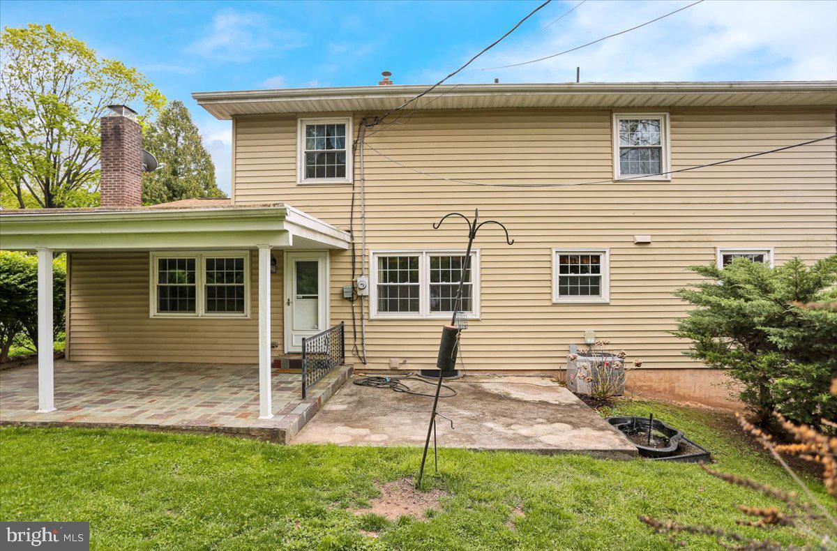 155 Castleton Drive Reading, PA 19607 - Photo 37 of 37