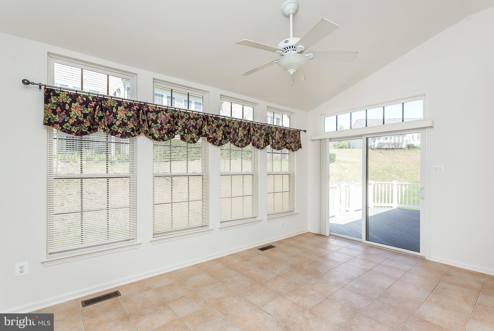 8522 Meadowsweet Road, Unit 8522 Baltimore, MD 21208 - Photo 11 of 30 Family Room