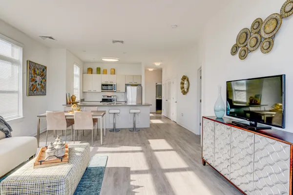 $5,200 | 55 West Front Street, Unit 201, Red Bank, NJ 07701