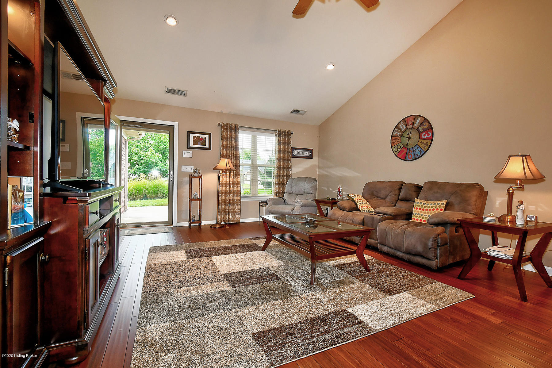 6709 Renate Road Louisville, KY 40291 - Photo 4 of 21 Renate 0006