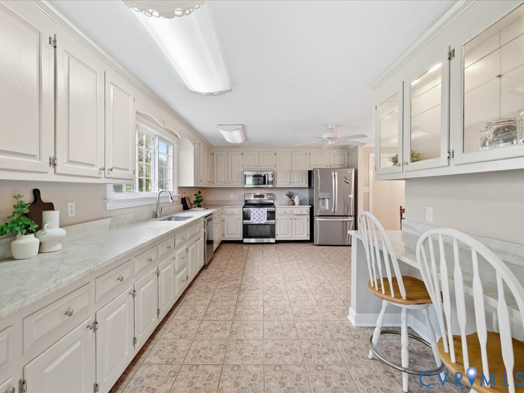 2376 Mill Road Henrico, VA 23231 - Photo 19 of 53