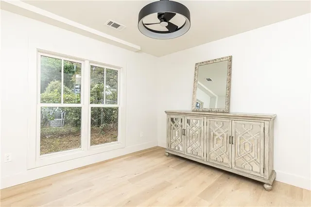 $5,000 | 433 Trabert Avenue Northwest, Atlanta, GA 30309