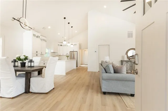 $5,000 | 433 Trabert Avenue Northwest, Atlanta, GA 30309