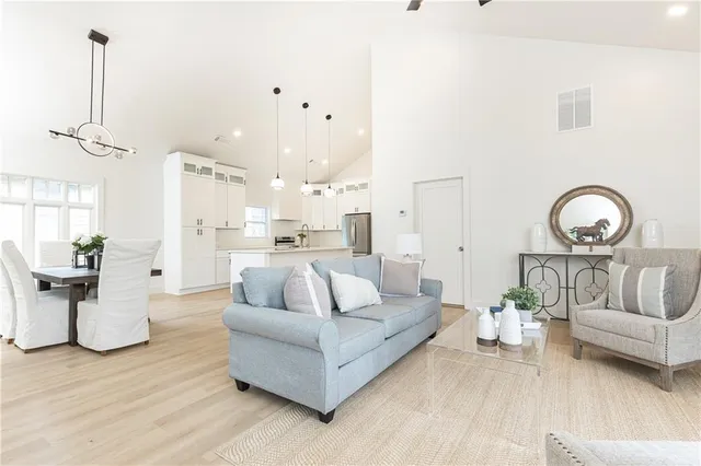 $5,000 | 433 Trabert Avenue Northwest, Atlanta, GA 30309