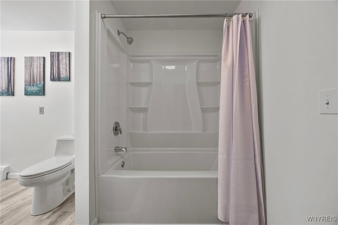 4037 Calkins Road Lewiston, NY 14174 - Photo 32 of 49