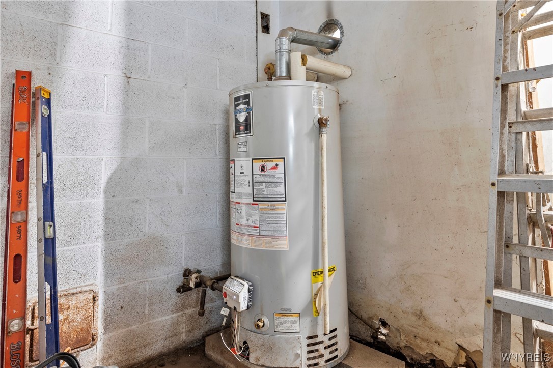 4037 Calkins Road Lewiston, NY 14174 - Photo 36 of 49