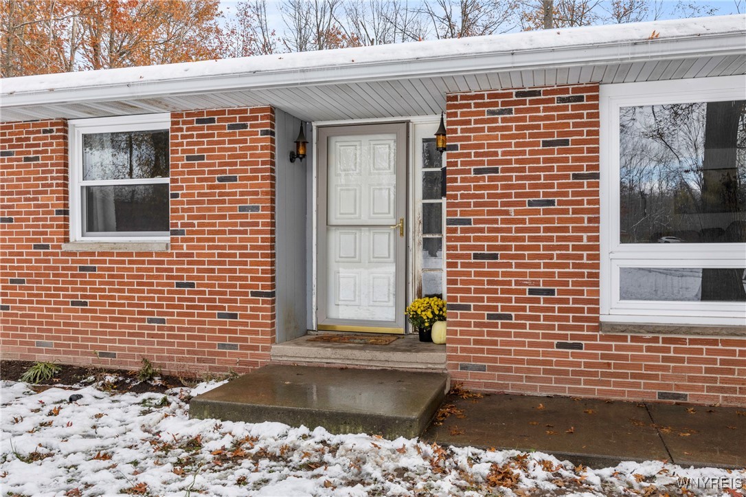 4037 Calkins Road Lewiston, NY 14174 - Photo 5 of 49