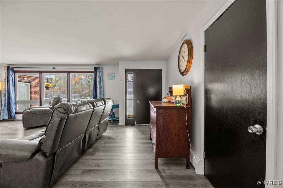 4037 Calkins Road Lewiston, NY 14174 - Photo 6 of 49