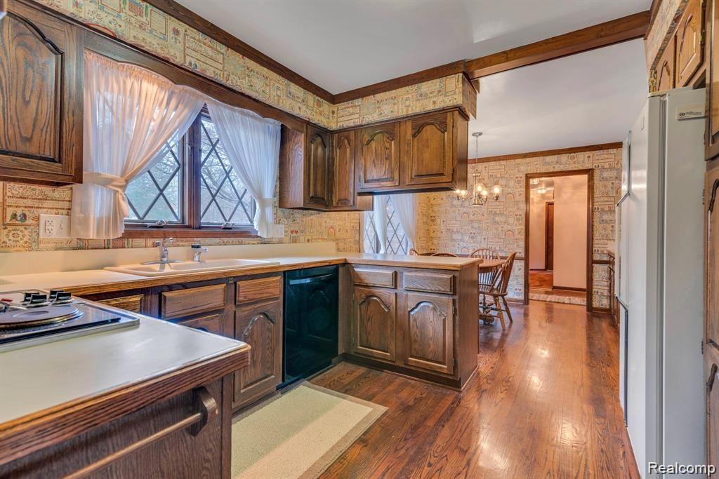 35528 Banbury Road Livonia, MI 48152 - Photo 8 of 35 DSC_0229.jpg