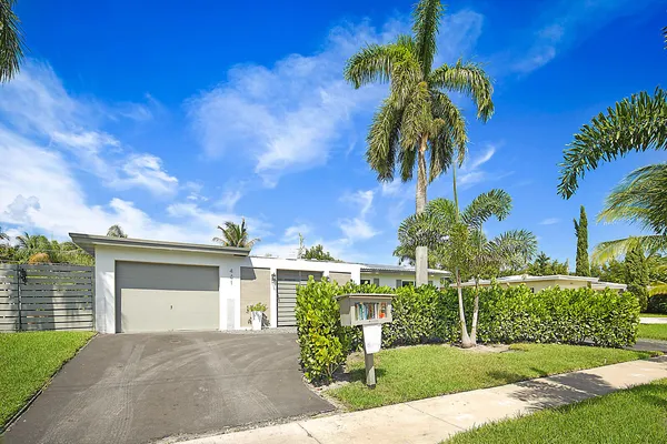 $4,200 | 441 Northeast 24th Street, Boca Raton, FL 33431