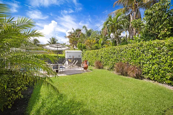 $4,200 | 441 Northeast 24th Street, Boca Raton, FL 33431