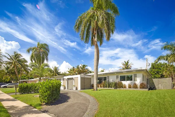 $4,200 | 441 Northeast 24th Street, Boca Raton, FL 33431