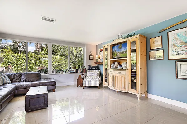 $4,200 | 441 Northeast 24th Street, Boca Raton, FL 33431