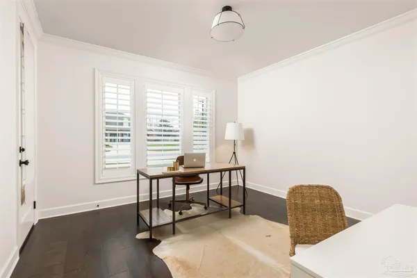 $908,800 | 5677 Highland Lake Drive, Milton, FL 32583