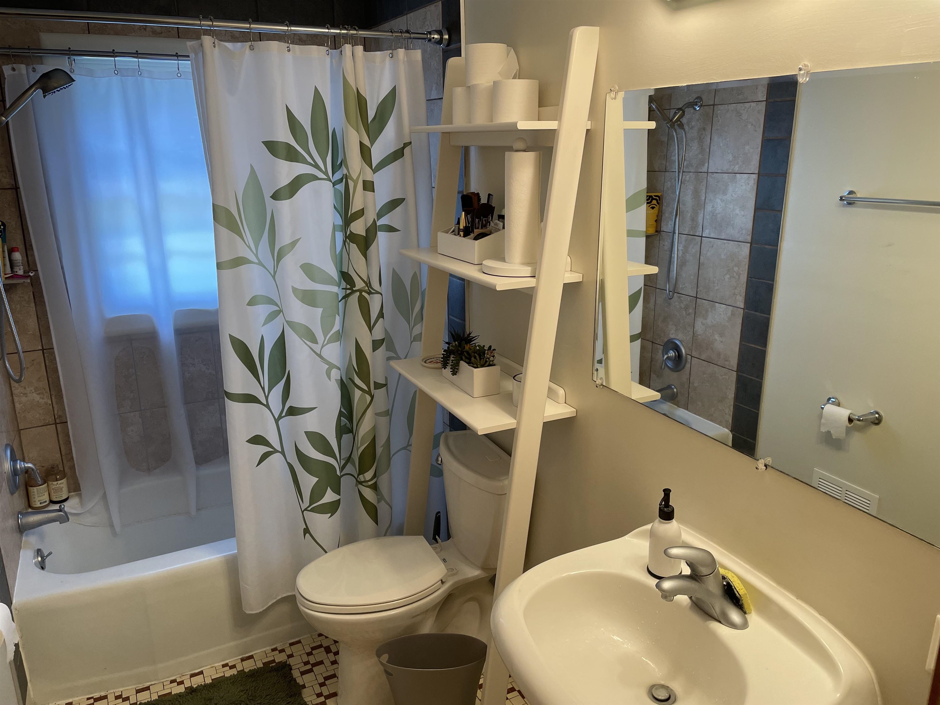 2333 Hoard Street Madison, WI 53704 - Photo 22 of 24