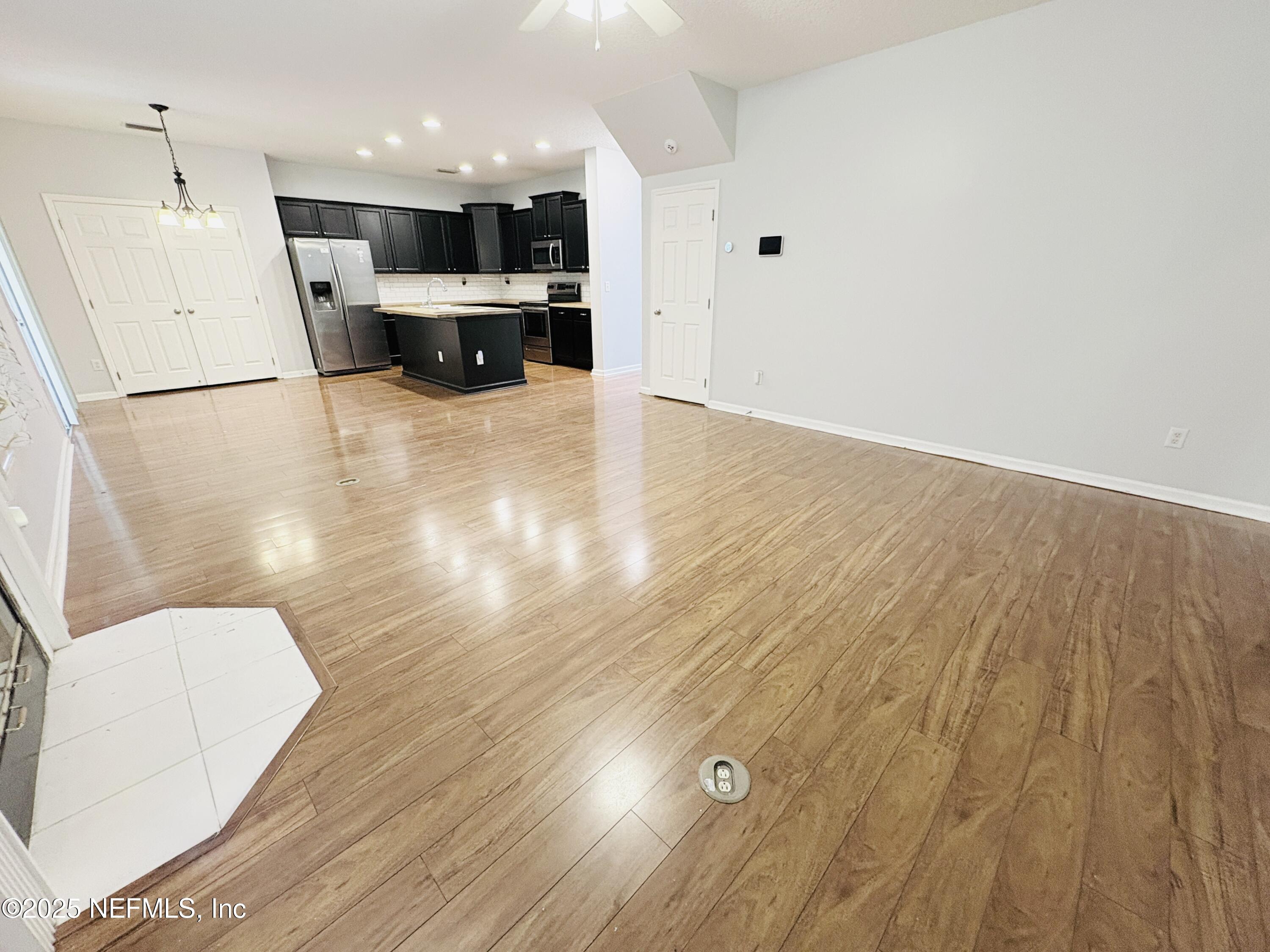 5950 Round Table Road Jacksonville, FL 32254 - Photo 7 of 19 IMG_6413