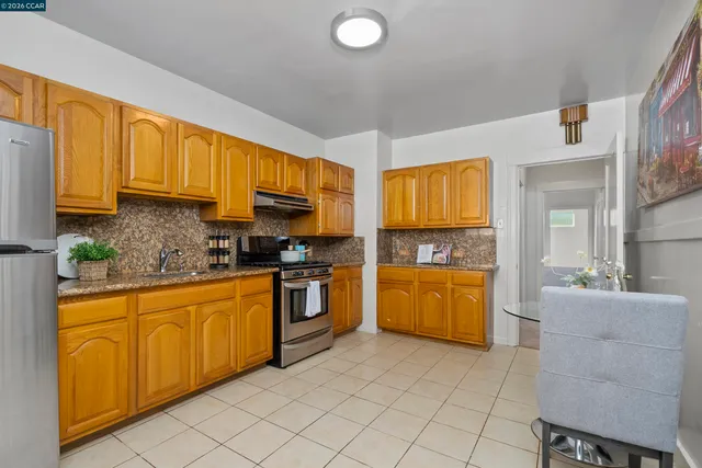 $1,100,000 | 168 Laura Street, San Francisco, CA 94112