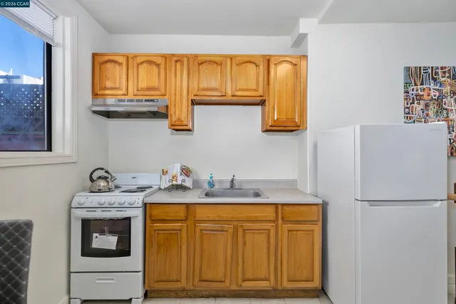 $1,100,000 | 168 Laura Street, San Francisco, CA 94112