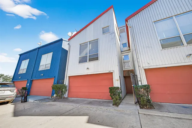 $2,200 | 6911 Yellowstone Way Drive, Houston, TX 77054