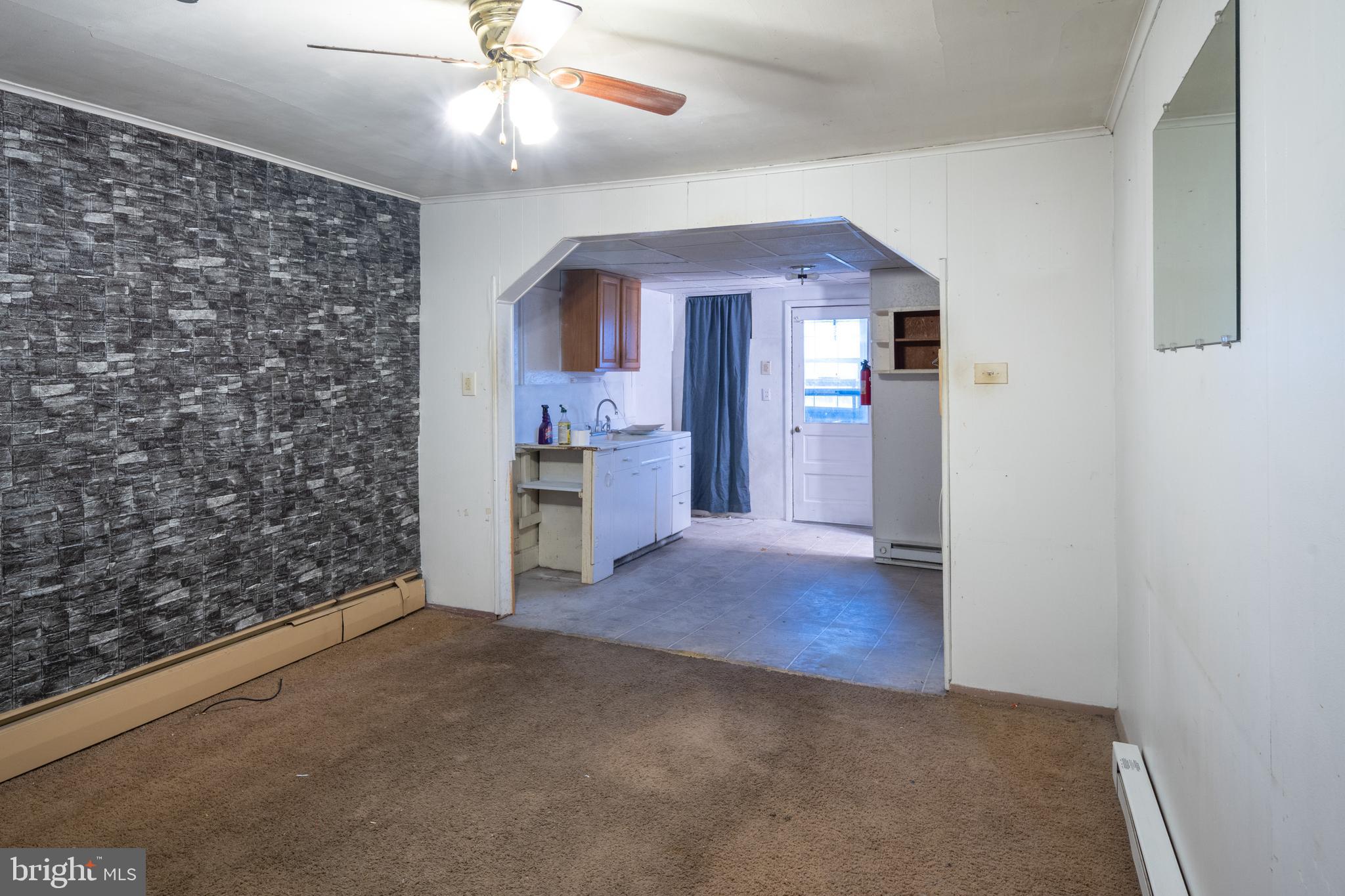 444 Lewis Street Minersville, PA 17954 - Photo 5 of 21