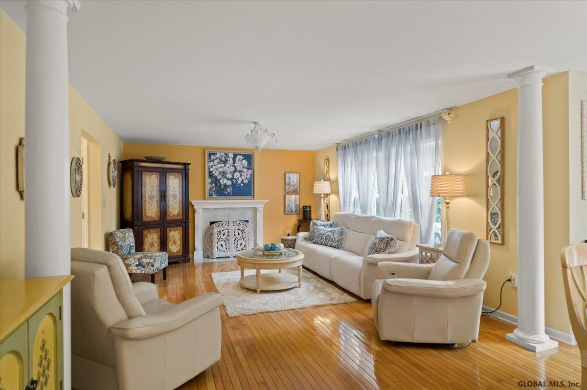 14 Thistle Road Wilton, NY 12831 - Photo 3 of 49 Photo 3