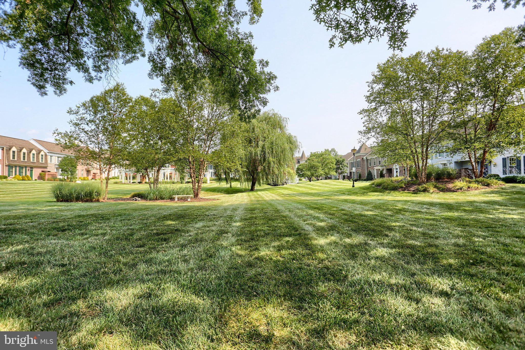 52 Devonshire Square Mechanicsburg, PA 17050 - Photo 37 of 44 Gallery Image 37