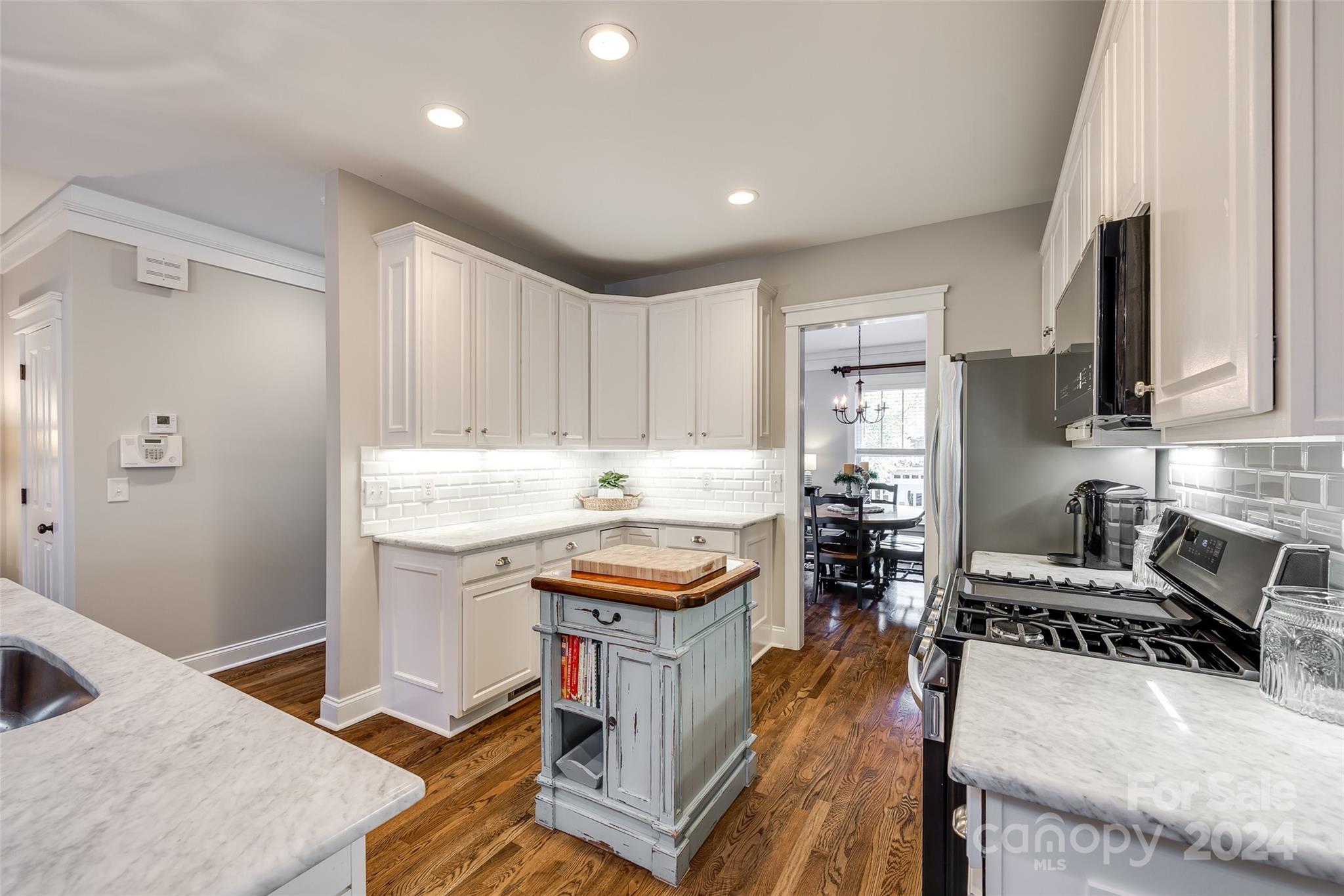1067 Hunters Run Drive Tega Cay, SC 29708 - Photo 11 of 48 Gallery Image 11