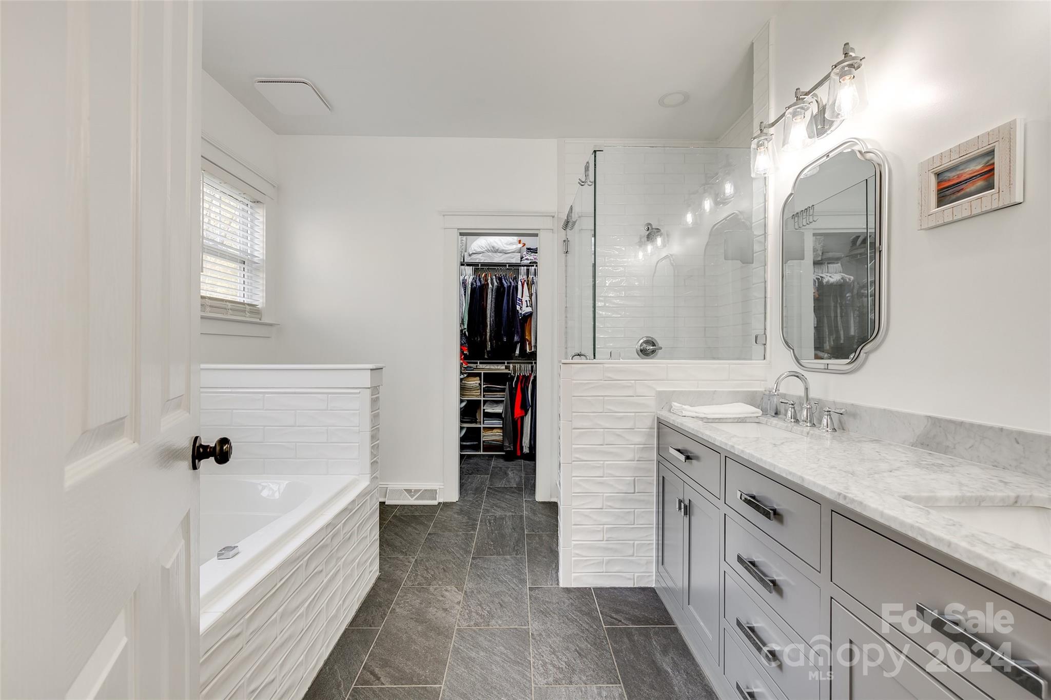 1067 Hunters Run Drive Tega Cay, SC 29708 - Photo 23 of 48 Gallery Image 23