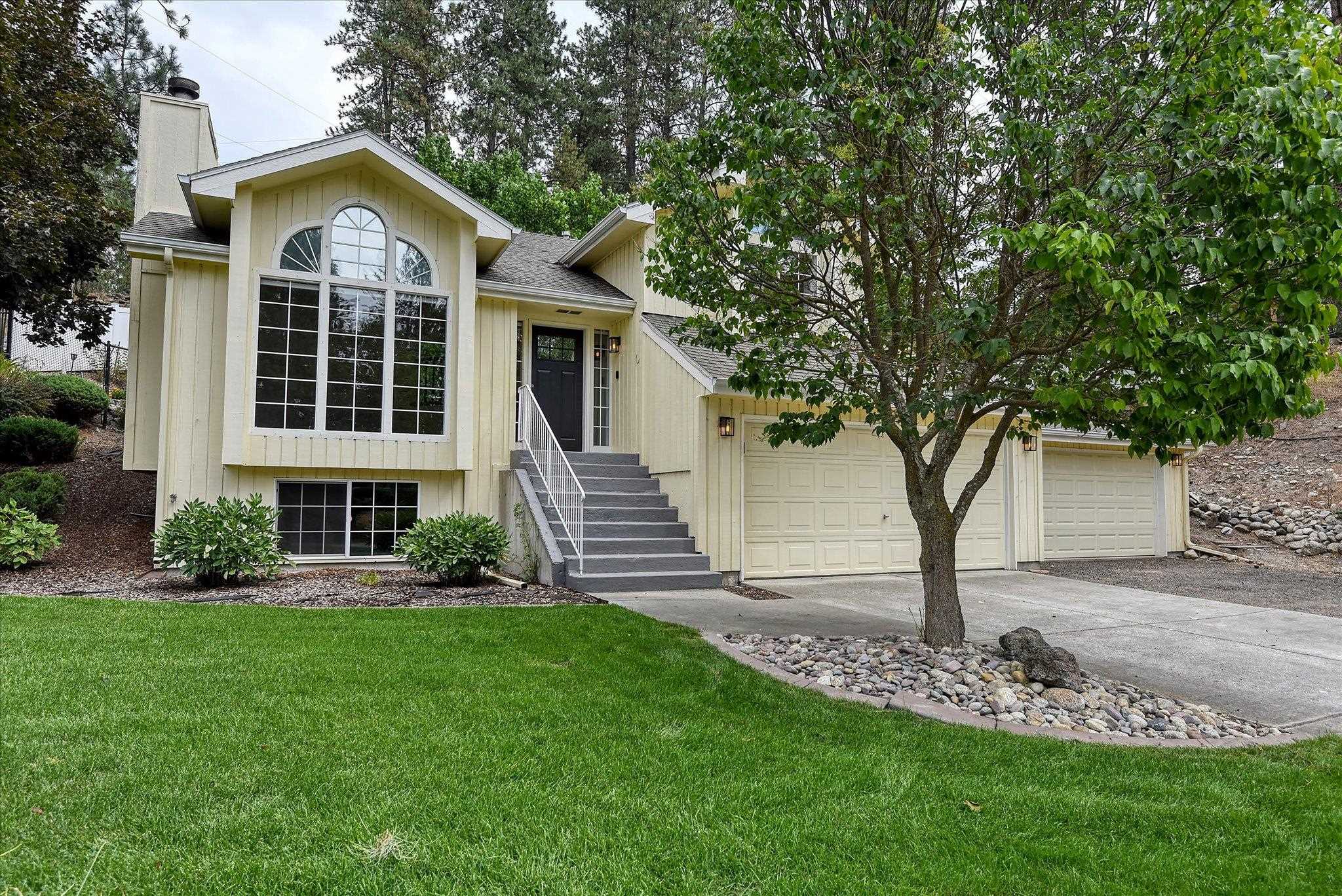 18106 North Hilltop Road Colbert, WA 99005 - Photo 3 of 42 Gallery Image 3
