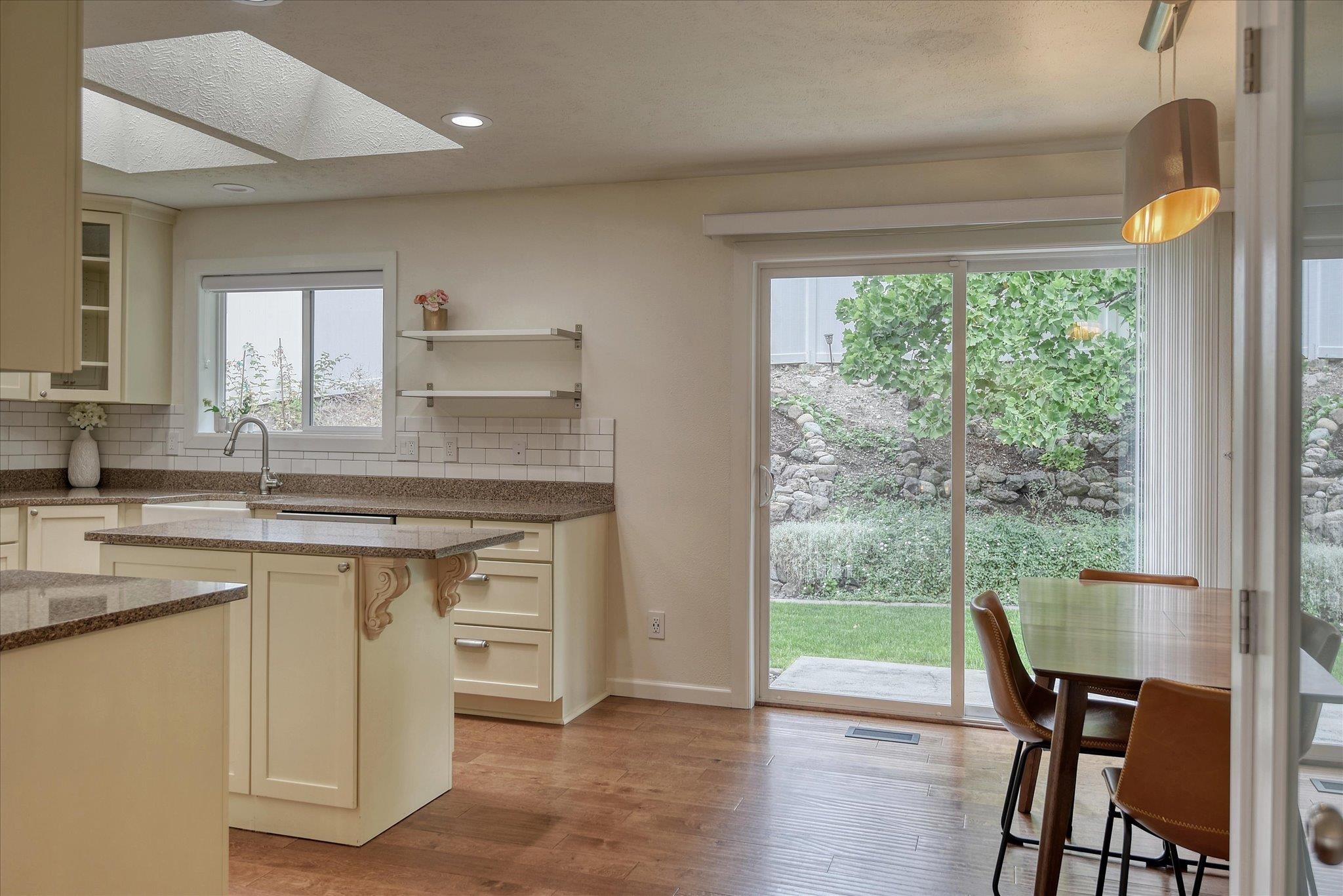 18106 North Hilltop Road Colbert, WA 99005 - Photo 7 of 42 Gallery Image 7