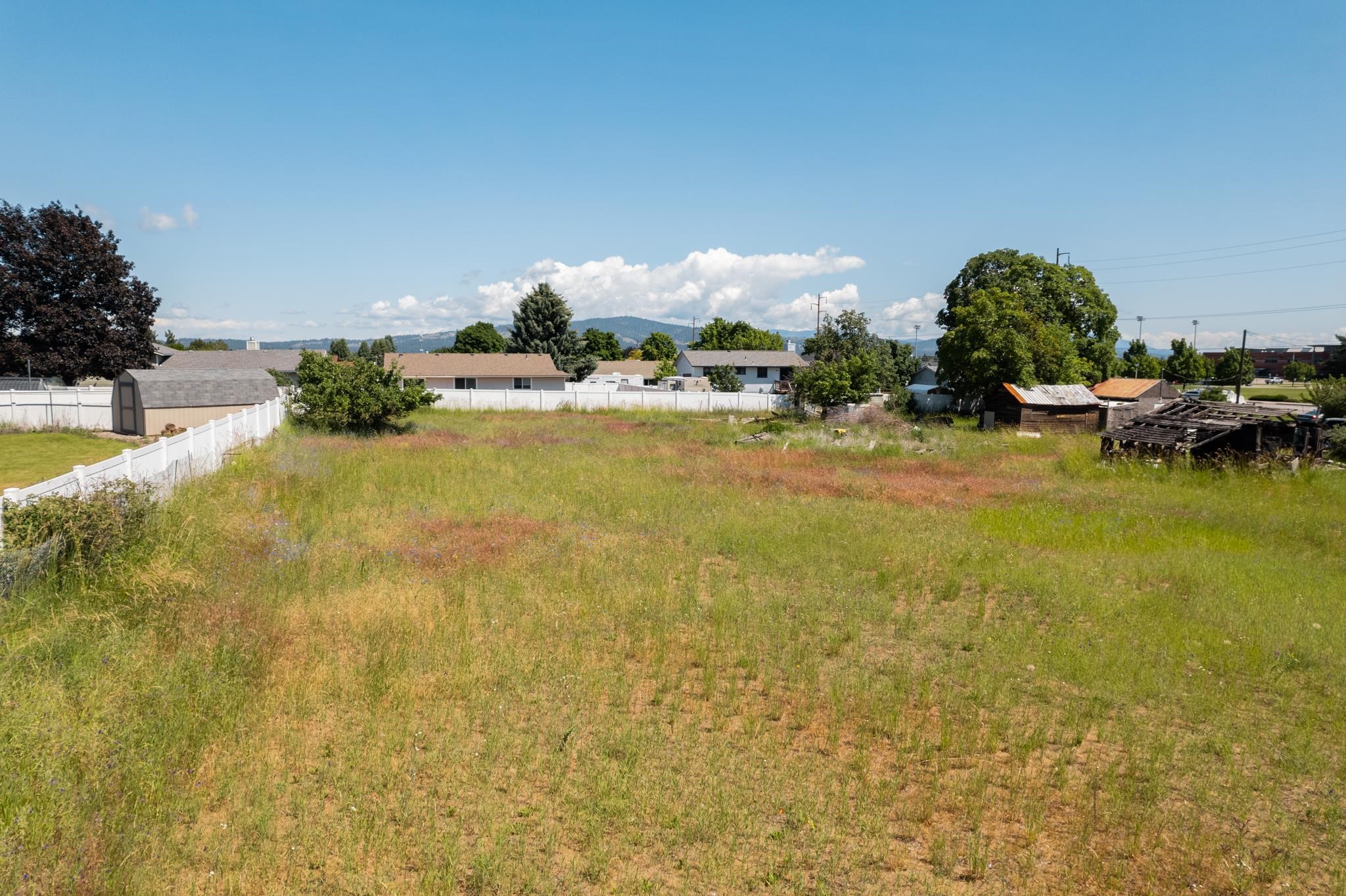 1004 South Sullivan Road Veradale, WA 99037 - Photo 9 of 15
