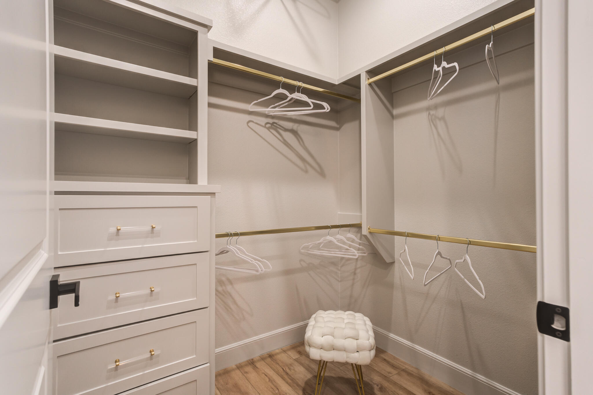 609 North 15th Street Wolfforth, TX 79382 - Photo 10 of 76 a bathroom with a shower and a toilet