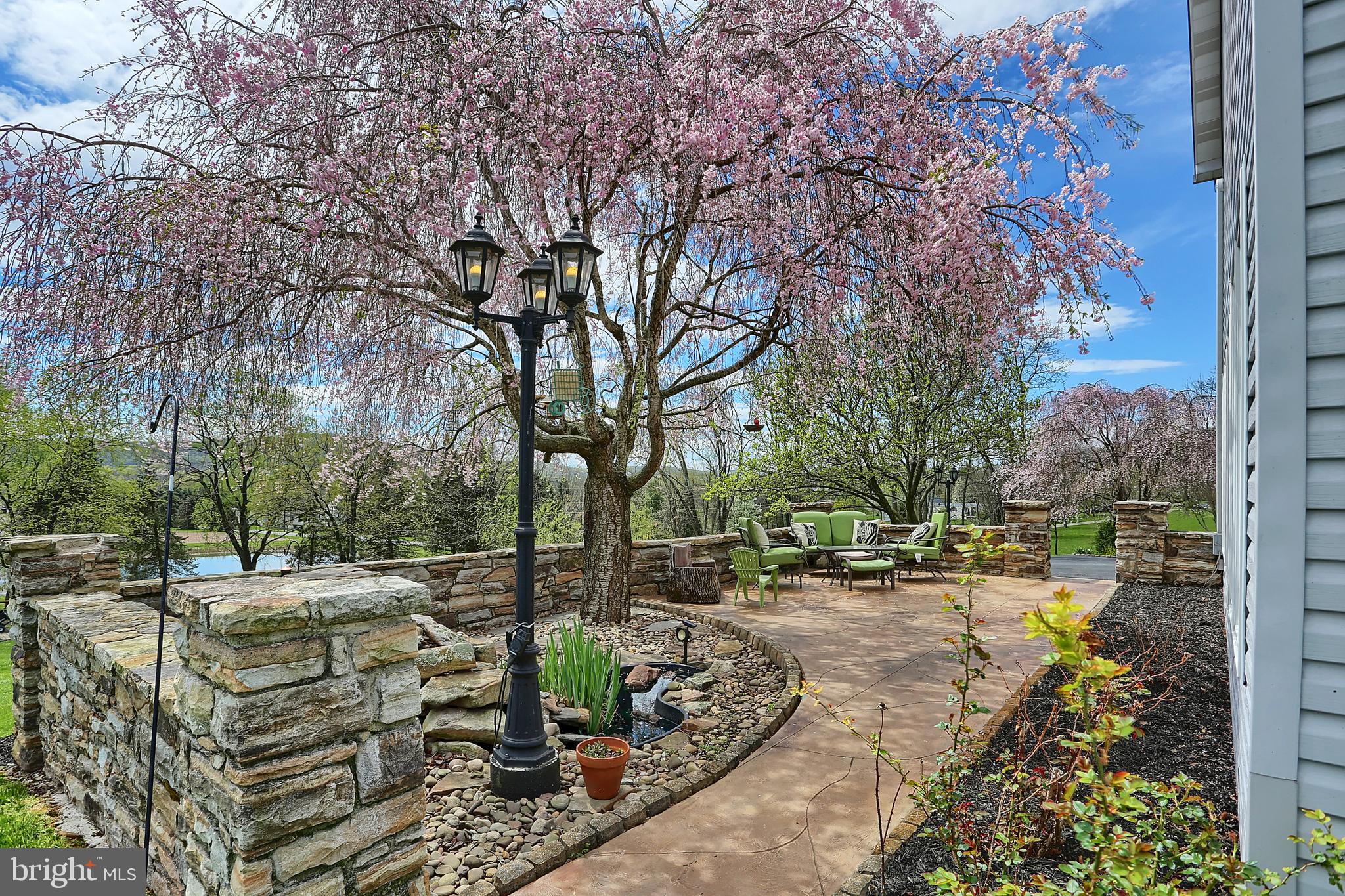 121 Kinsinger Road Halifax, PA 17032 - Photo 2 of 39