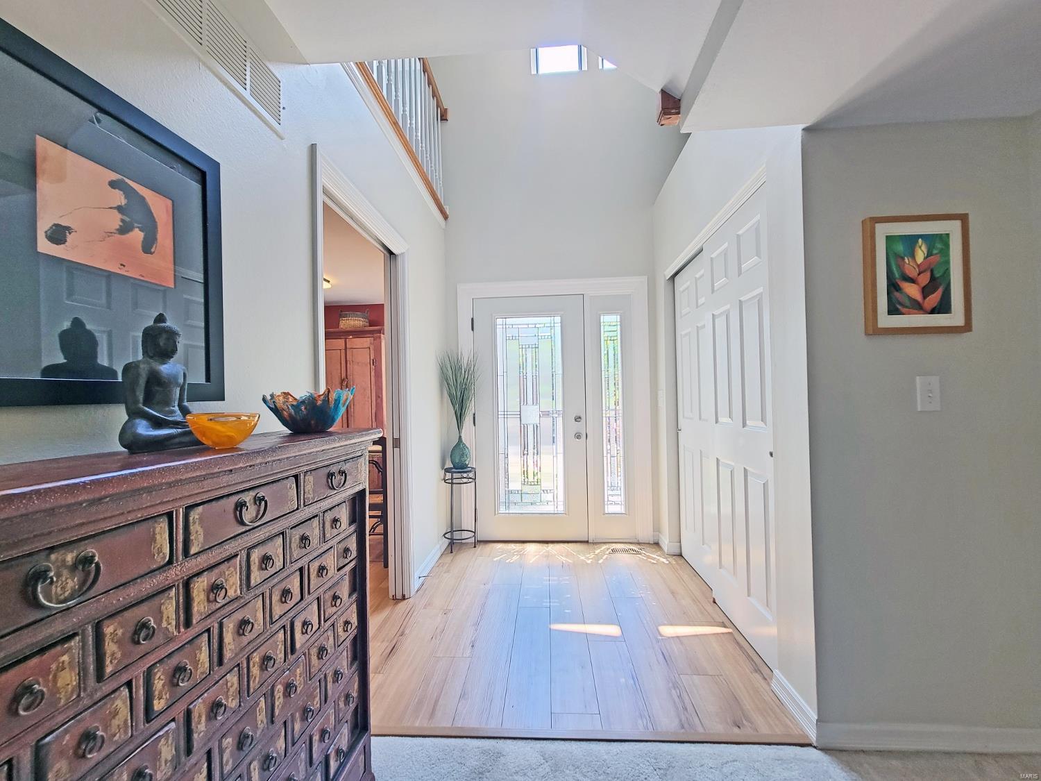 706 Ridgeview Cir Lane Ballwin, MO 63021 - Photo 2 of 43 Gallery Image 2