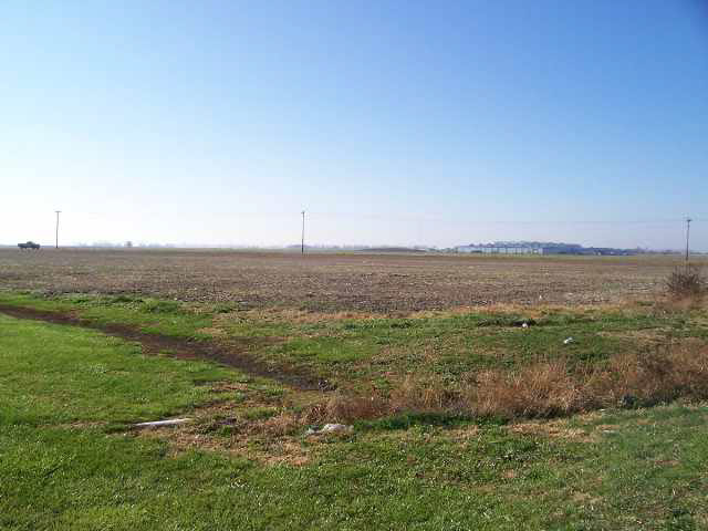 1217 East Elkhorn Road Vincennes, IN 47591 - Photo 1 of 8 Gallery Image 1