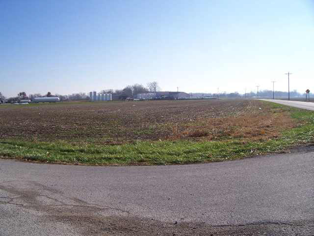 1217 East Elkhorn Road Vincennes, IN 47591 - Photo 5 of 8 Gallery Image 5