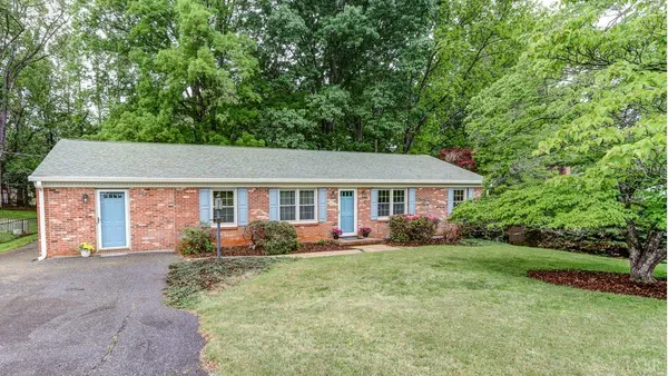 $349,900 | 308 Robin Drive, Lynchburg, VA 24502