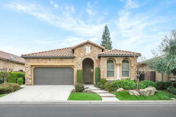 $665,000 | 11348 North Via Montessori Drive, Fresno, CA 93730