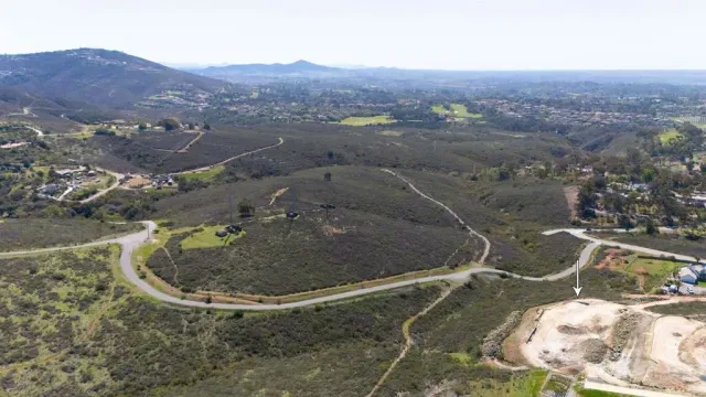 $1,300,000 | 3736 Via Rancho Michelle Encinitas Ca, Encinitas, CA 92024