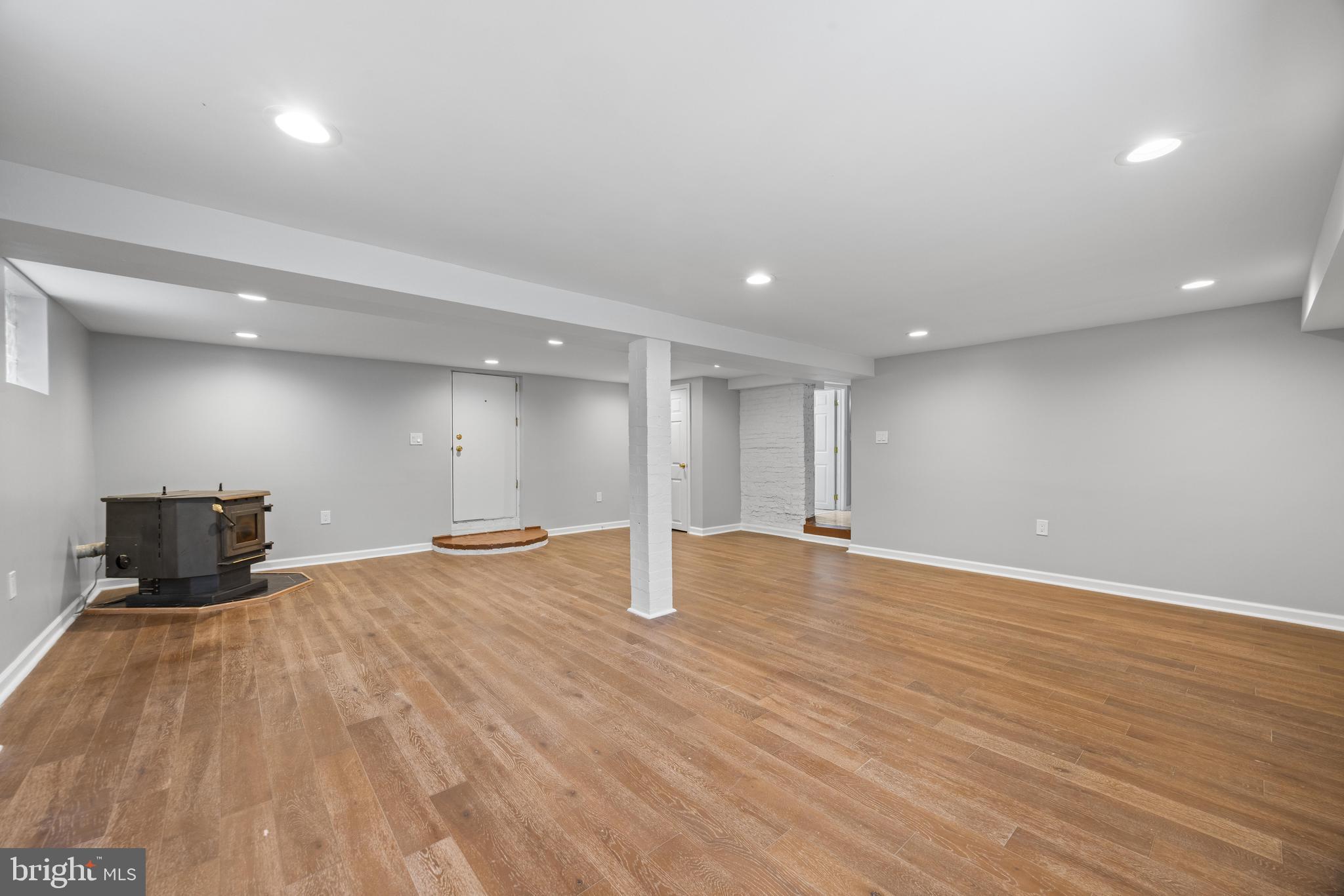 102 Nelson Road Pikesville, MD 21208 - Photo 33 of 57
