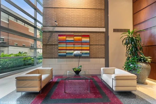 $375,000 | 1515 South Prairie Avenue, Unit 803, Chicago, IL 60605