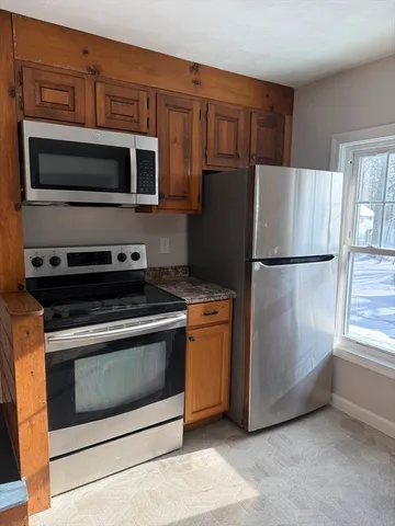 $2,200 | 9 Nashua Street, Unit 1, Ayer, MA 01432