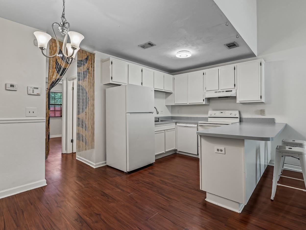 1214 High Road Tallahassee, FL 32304 - Photo 9 of 33