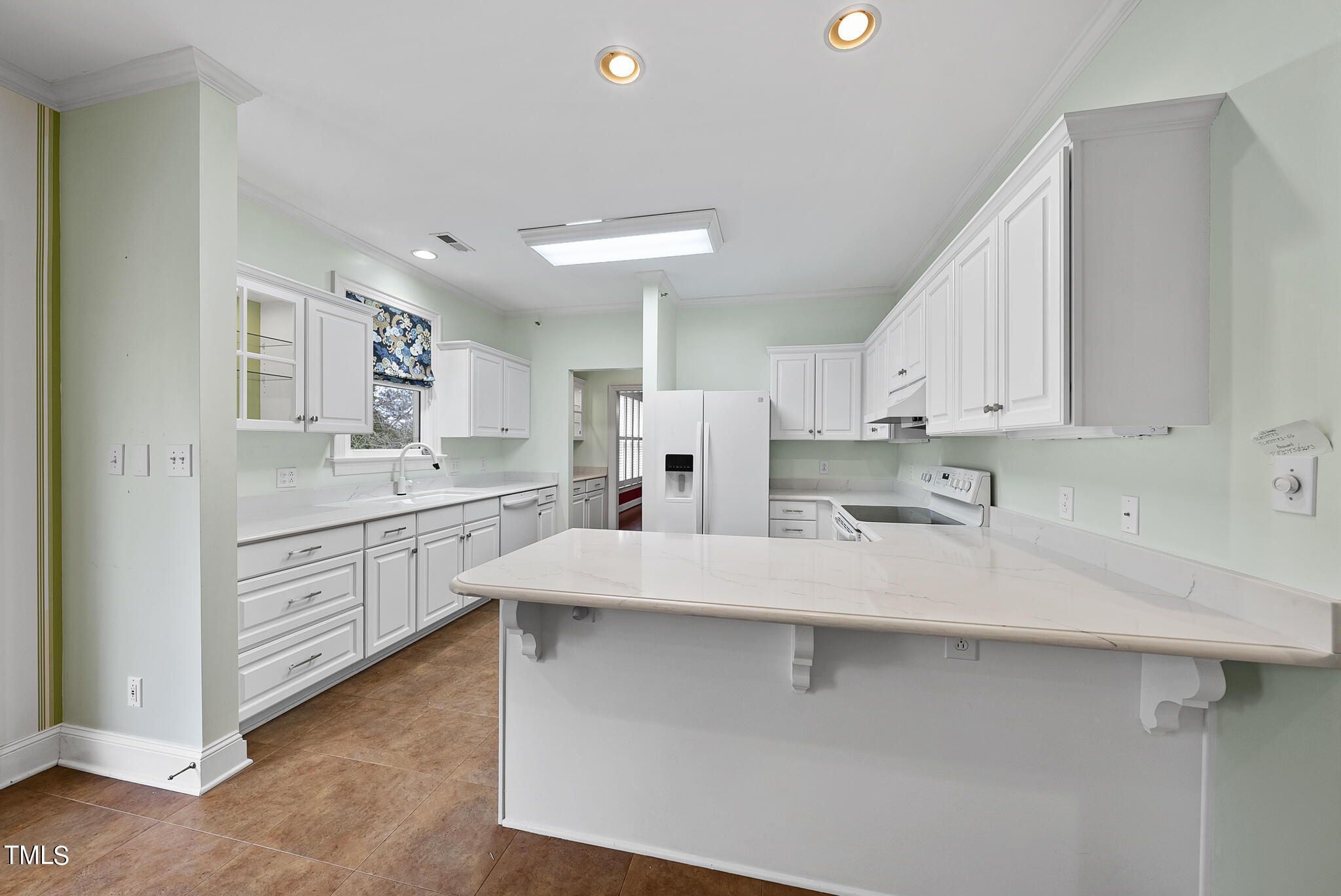 100 Edenburgh Road, Unit 304 Raleigh, NC 27608 - Photo 12 of 38 9-1