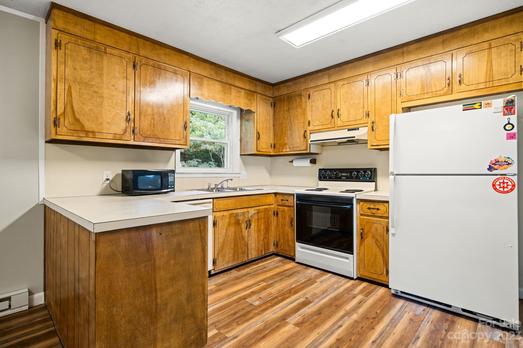 503 Conley Road Morganton, NC 28655 - Photo 6 of 44 Gallery Image 6