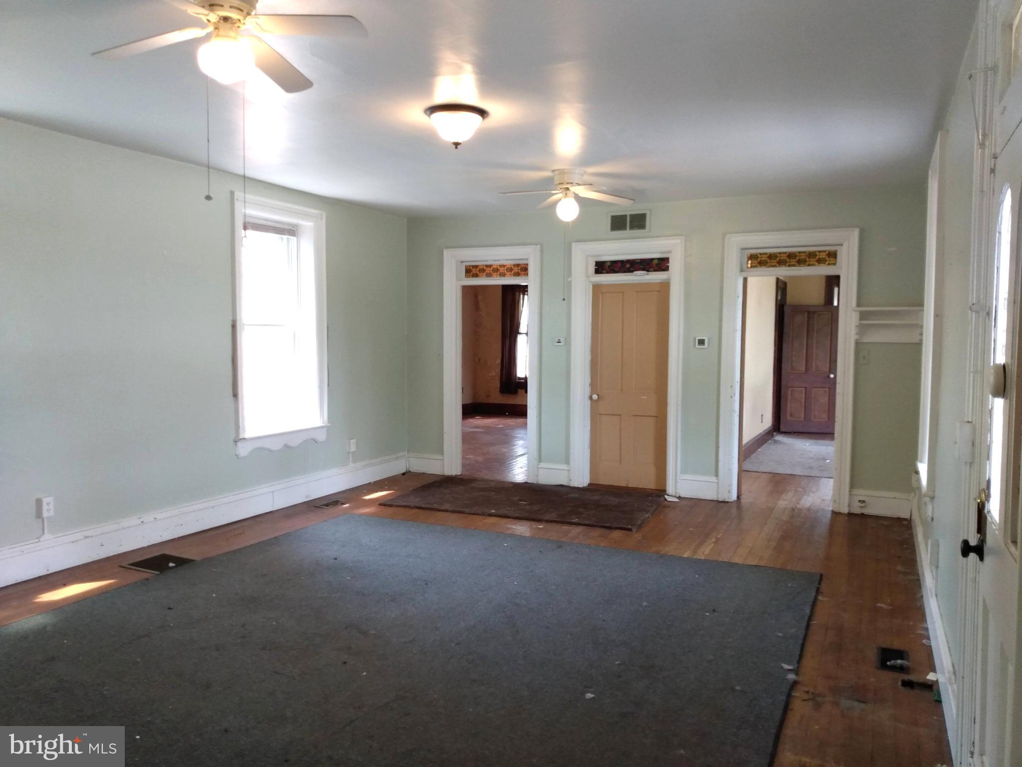 2897 Guilford Springs Road Chambersburg, PA 17202 - Photo 8 of 35 Family Room